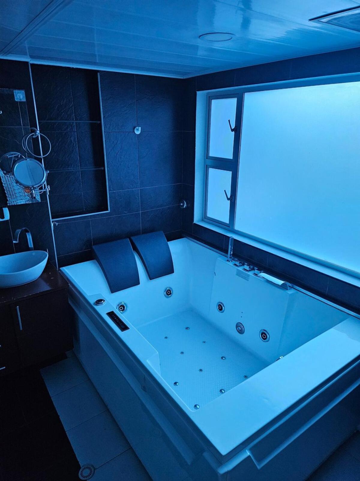 Appartement Casa De Lujo En Bogota, Jacuzzi, Patio, Bbq