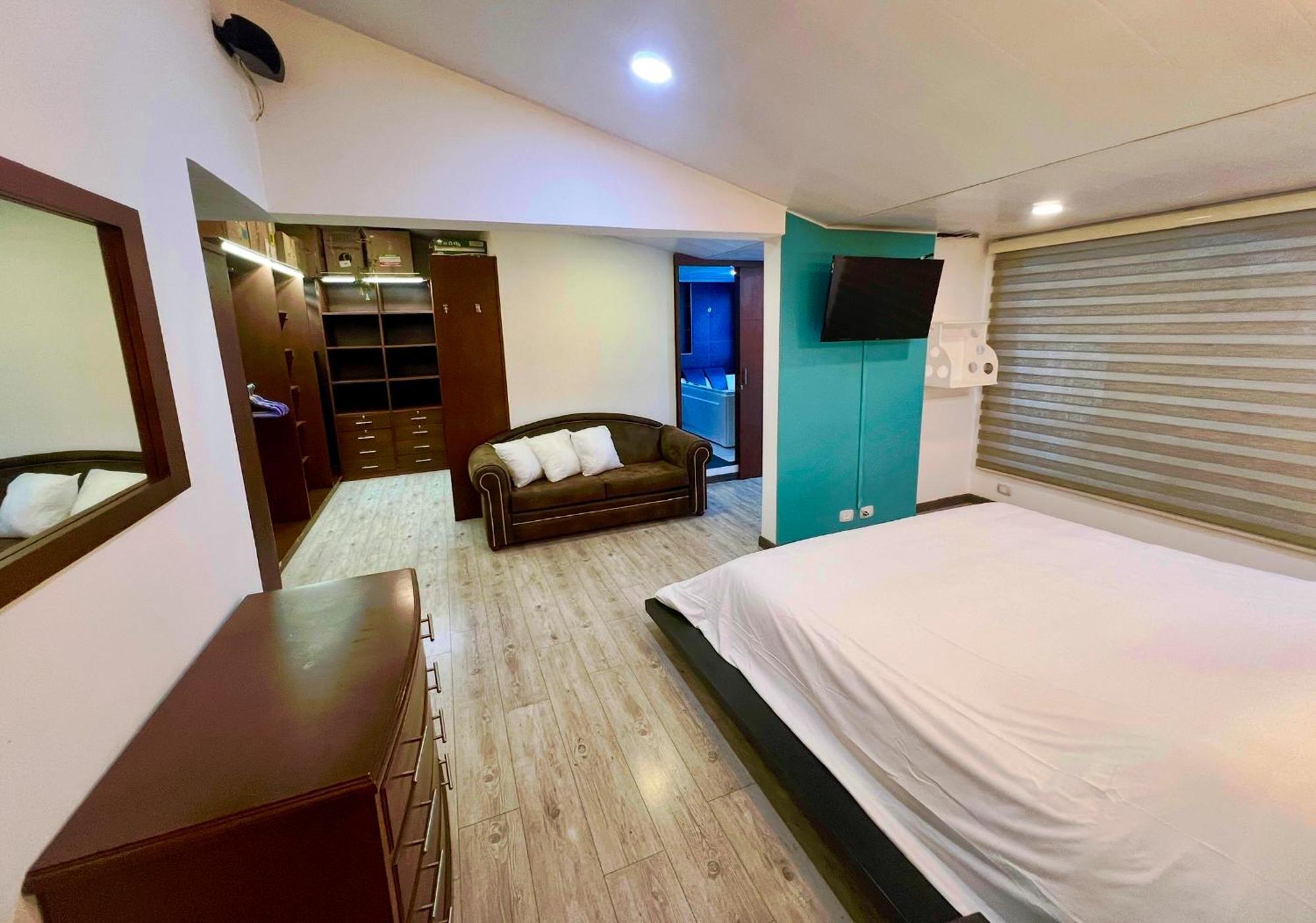 Casa De Lujo En Bogota, Jacuzzi, Patio, Bbq